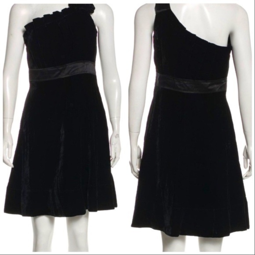 NWT Phoebe Couture black silk velvet party dress. Size 2.
